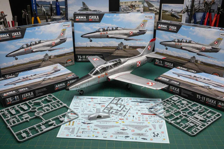 1/72 Arma Hobby Jet Aircraft