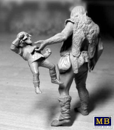 1/24 Master Box - Female Warrior & Giant Holding Gnome 24011 - MPM Hobbies