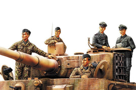 1/35 Hobby Boss German Panzer Tank Crew (Normandy 1944) 84401 - MPM Hobbies