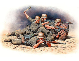 1/35 Master Box - German Infantry in Battle Eastern Front 35102 - MPM Hobbies