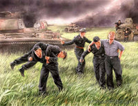 1/35 Master Box - German Tank Crew Out of the Frying Pan, Into the Fire 3536 - MPM Hobbies