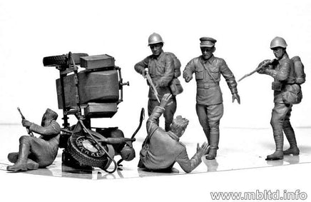 1/35 Master Box - Soviet & German Military Men (Summer 1941) 3590 - MPM Hobbies