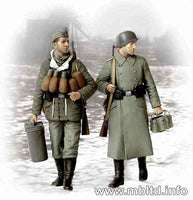 1/35 Master Box - Supplies at Last German Soldiers (1944-45) 3553 - MPM Hobbies
