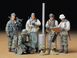 1/35 Tamiya Ger. Soldiers At Field Briefing 35212 - MPM Hobbies