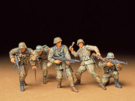 1/35 Tamiya German Front-Line Infantrymen 35196 - MPM Hobbies