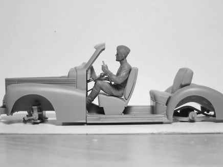 1/35 ICM RKKA Drivers (1943-1945) 35643 - MPM Hobbies