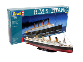 1/700 Revell Germany R.M.S. Titanic 5210 - MPM Hobbies
