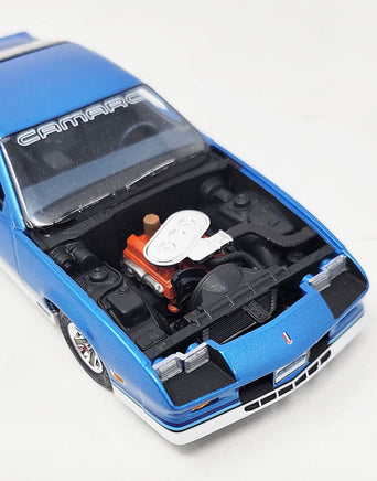 1/32 Atlantis Models 82 Camaro Z-28 - 2004