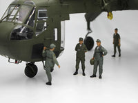 1/35 ICM US Helicopter Pilots (1960s-1970s) - 53101 - MPM Hobbies
