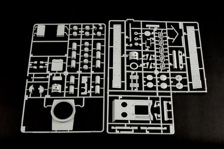 1/35 Trumpeter Soviet KV-8 Heavy Tank - 1565