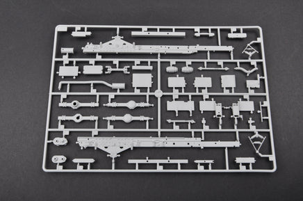 1/35 Trumpeter M1083 FMTV Standard Cargo Truck - 1007