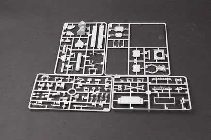 1/35 Trumpeter M1132 Stryker Engineer Squad Vehicle w/LWMR-Mine Roller/SOB - 1574