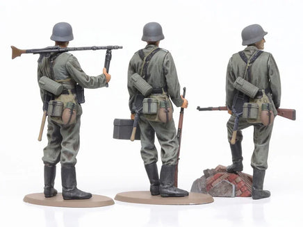 1/48 Tamiya WWII Wehrmacht Infantry Set - MPM Hobbies
