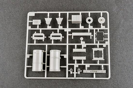 1/35 Trumpeter M983A2 HEMTT Tractor with M870A1 Semi-Trailer - 1055 - MPM Hobbies