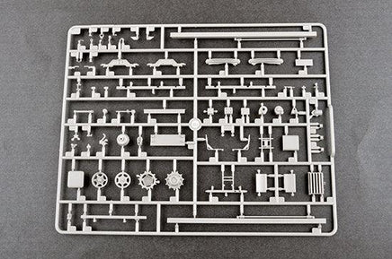 1/35 Trumpeter M270/A1 Multiple Launch Rocket System - Norway - 1048 - MPM Hobbies