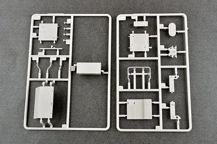1/35 Trumpeter M270/A1 Multiple Launch Rocket System - Norway - 1048 - MPM Hobbies