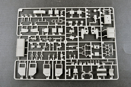 1/35 Trumpeter PHL-03 Multiple Launch Rocket System - 1069