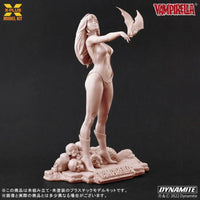 1/8 X-Plus Models Vampirella Jose Gonzalez Version - MPM Hobbies