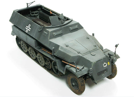 1/48 AFV German Sd.Kfz.251/1 Ausf.C Half-Track - AF48007