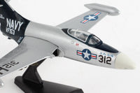 1/100 Daron F9F Panther Silver/Black 5393-3 - MPM Hobbies