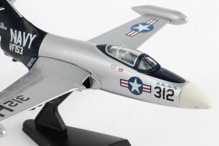 1/100 Daron F9F Panther Silver/Black 5393-3 - MPM Hobbies