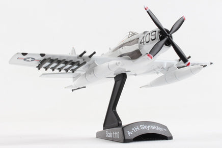 1/110 Daron A1H Skyraider Papoose Flight 5364-3