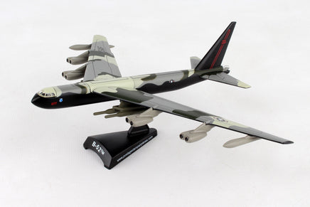 1/300 Daron B-52 USAF Stratofortress 5391