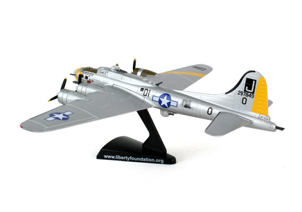 1/155 Daron B-17 Flying Fortress Liberty Belle 5402-2 - MPM Hobbies