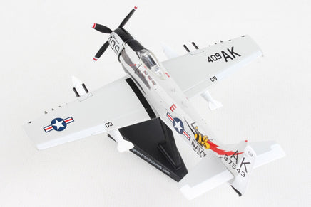 1/110 Daron A1H Skyraider Papoose Flight 5364-3