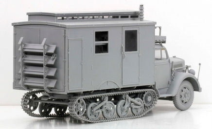 1/35 Dragon Models Sd.Kfz.3 Maultier Ambulance - 6766