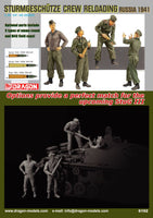 1/35 Dragon Models Sturmgeschutze Crew Reloading (Russia 1941) - 6192
