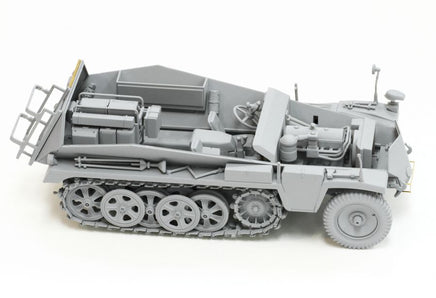 1/35 Dragon Models Sd.Kfz.250/3 “Greif” (2 in 1) - 6911