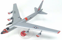 1/175 Atlantis Models Boeing B-52 with X-15 - 273