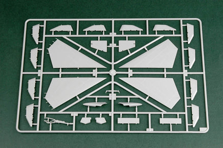 1/48 Hobby Boss EF-111 Raven 80352