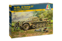 1/35 Italeri Sd.Kfz. 10 Demag D7 with German Paratroops 6561