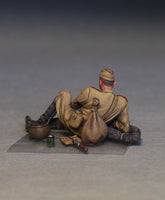 1/35 Mini Art - Soviet Soldiers Taking A Break - 35233