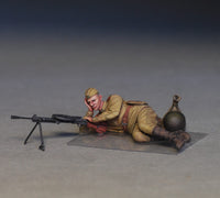 1/35 Mini Art - Soviet Soldiers Taking A Break - 35233