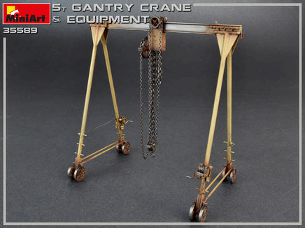 1/35 Mini Art - 5 Ton Gantry Crane & Equipment - 35589