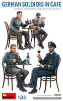 1/35 Mini Art - German Soldiers in Cafe - 35396