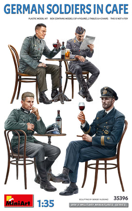1/35 Mini Art - German Soldiers in Cafe - 35396