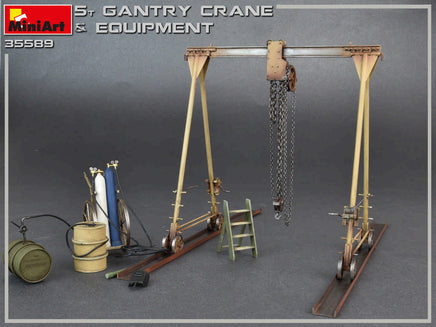 1/35 Mini Art - 5 Ton Gantry Crane & Equipment - 35589