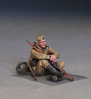 1/35 Mini Art - Soviet Soldiers Taking A Break - 35233