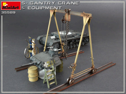 1/35 Mini Art - 5 Ton Gantry Crane & Equipment - 35589
