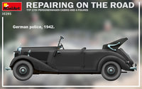 1/35 Mini Art - Repairing On The Road - 35295