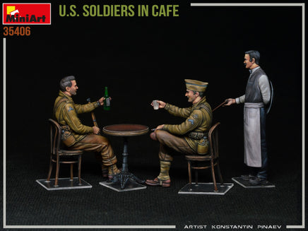 1/35 Mini Art - U.S. Soldiers in Cafe - 35406