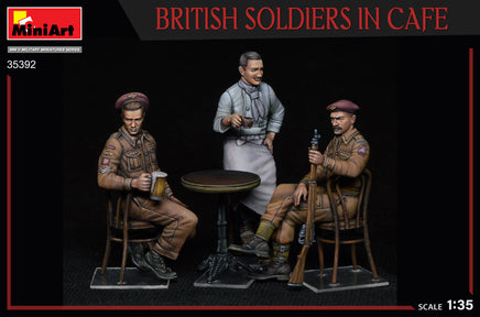 1/35 Mini Art - British Soldiers in Cafe - 35392