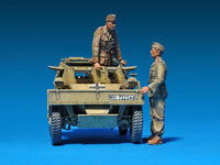 1/35 Mini Art - Leichter Pz.kpfw. 202(E) w/Crew Dingo Mk.I - 35082 - MPM Hobbies