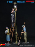 1/35 Mini Art Street Workers - 38081
