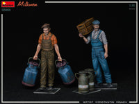 1/35 Mini Art - Milkmen w/Containers - 38068