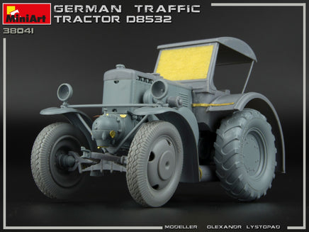 1/35 Mini Art - German Traffic Tractor D8532 - 38041